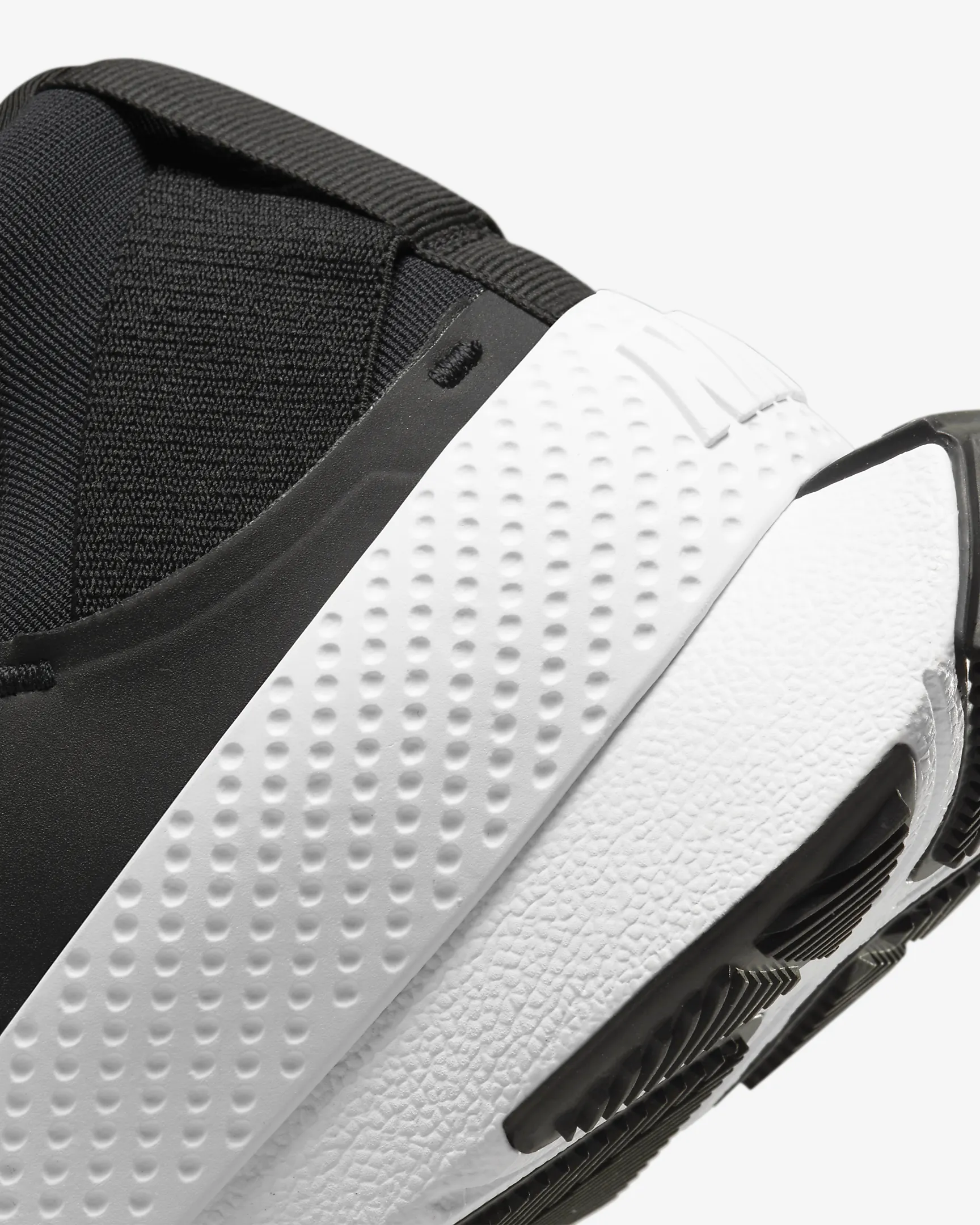 Nike ქალის სპორტული ფეხსაცმელი NIKE GO FLYEASE