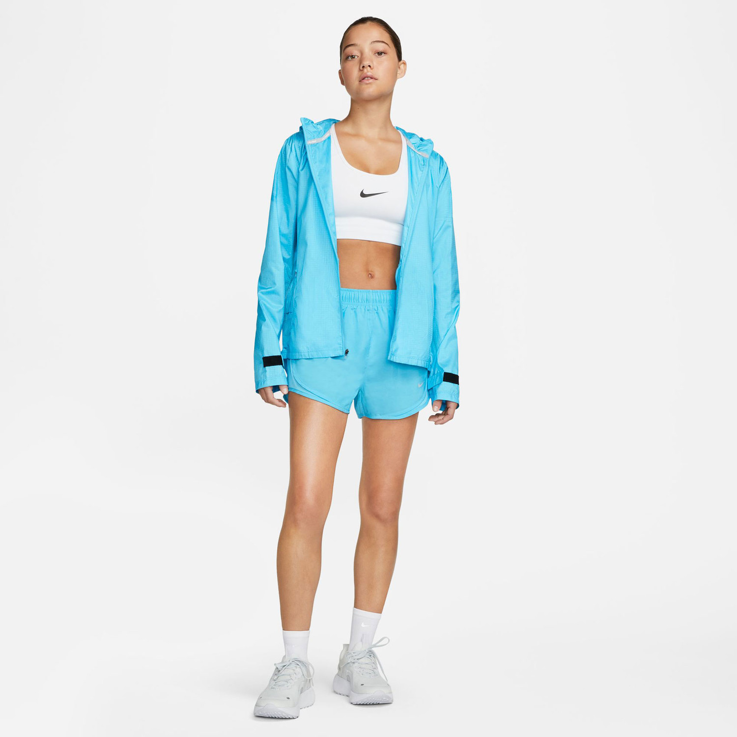 Nike ქალის ქურთუკი W NK ESSENTIAL JACKET