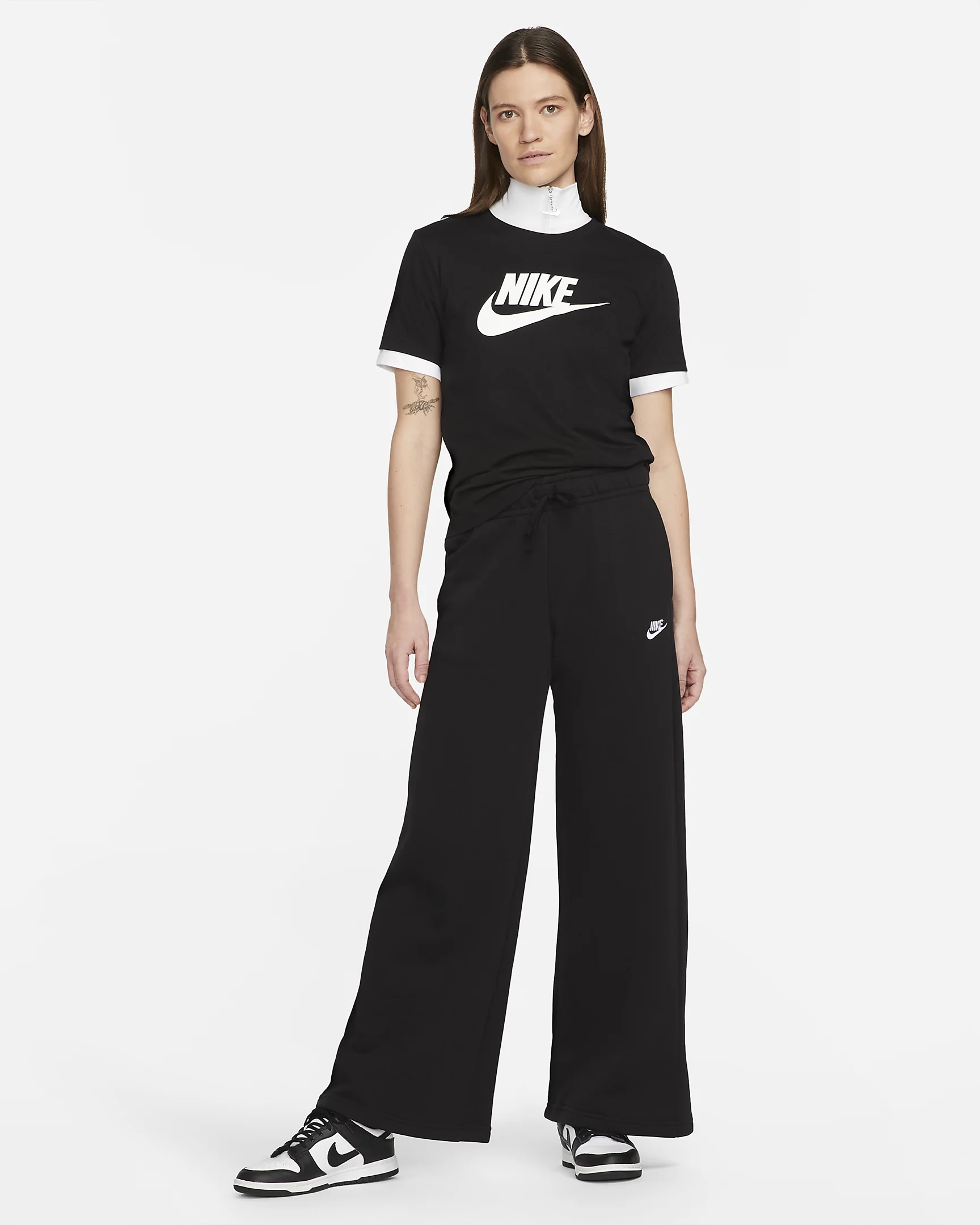 Nike ქალის მაისური W NSW TEE ESSNTL ICN FTRA