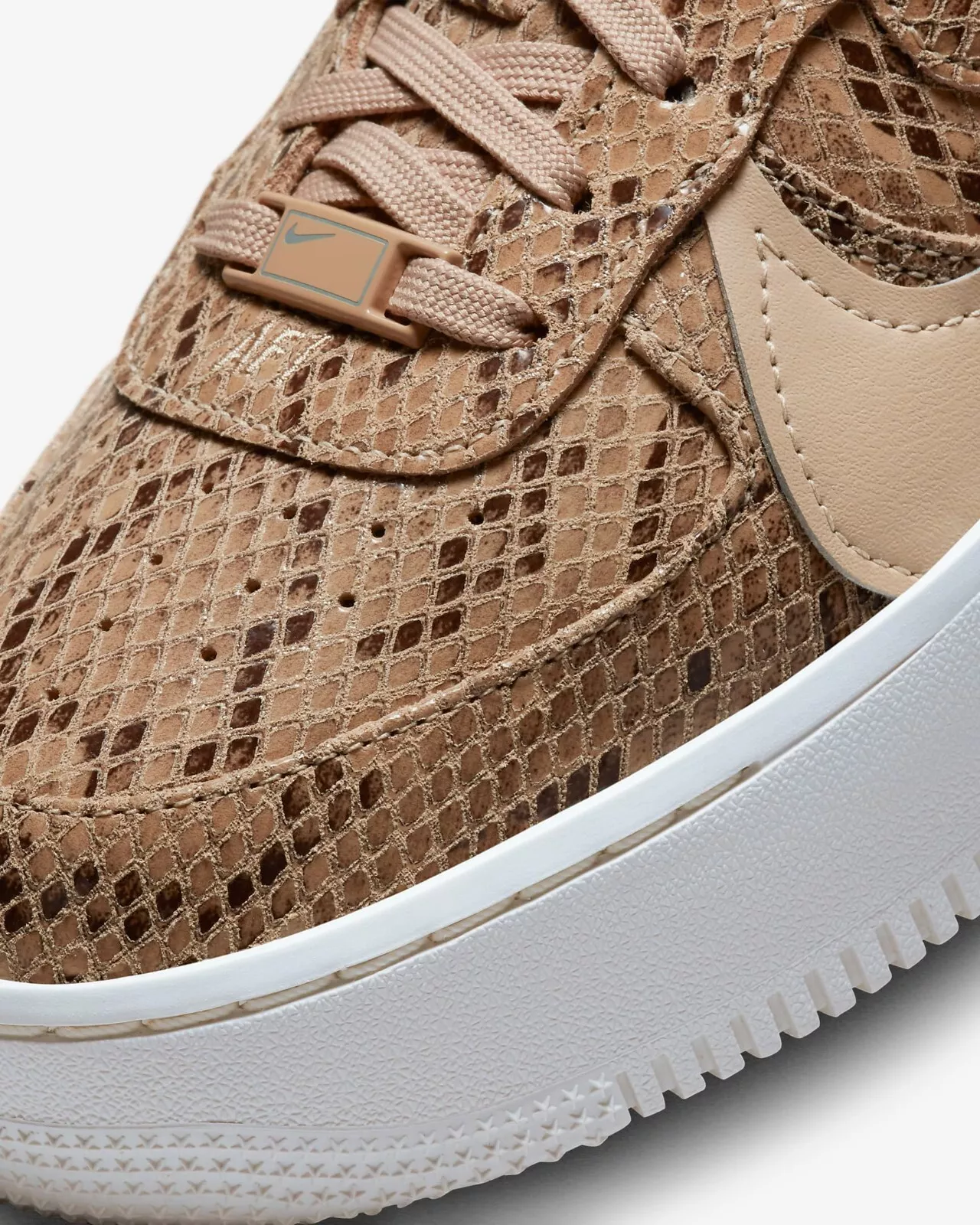 Nike ქალის სპორტული ფეხსაცმელი W AF1 PLT.AF.ORM