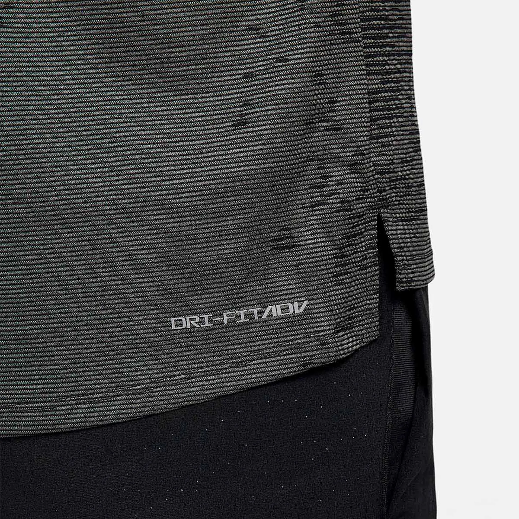 Nike მამაკაცის მაისური M NK DFADV RUN DVN TECHKNIT SS