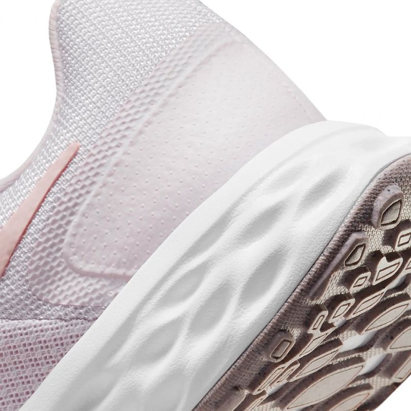 Nike ქალის სპორტული ფეხსაცმელი W NIKE REVOLUTION 6 NN