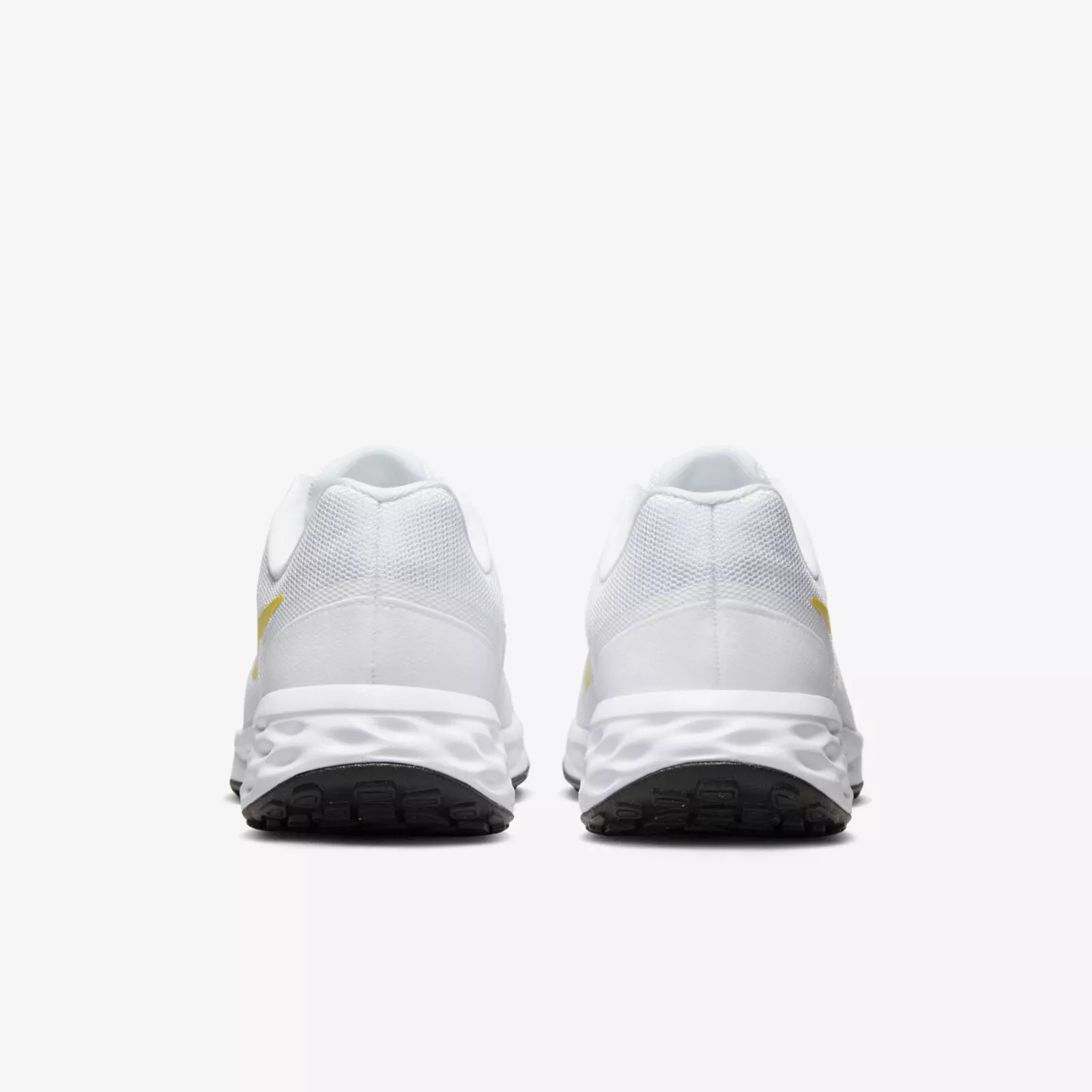 Nike ქალის სპორტული ფეხსაცმელი W NIKE REVOLUTION 6 NN