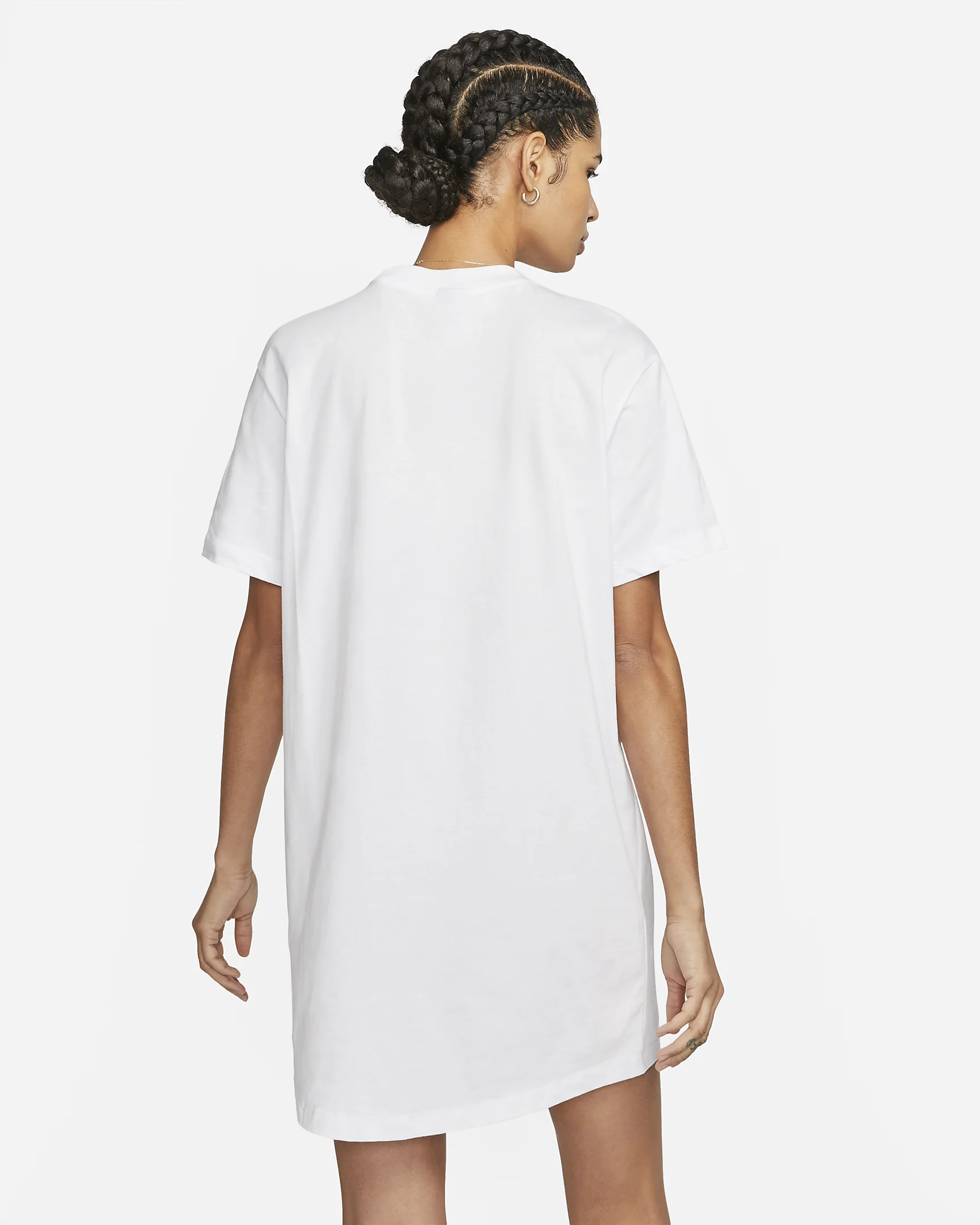 Nike ქალის მაისური W NSW ESSNTL SS DRESS TSHRT