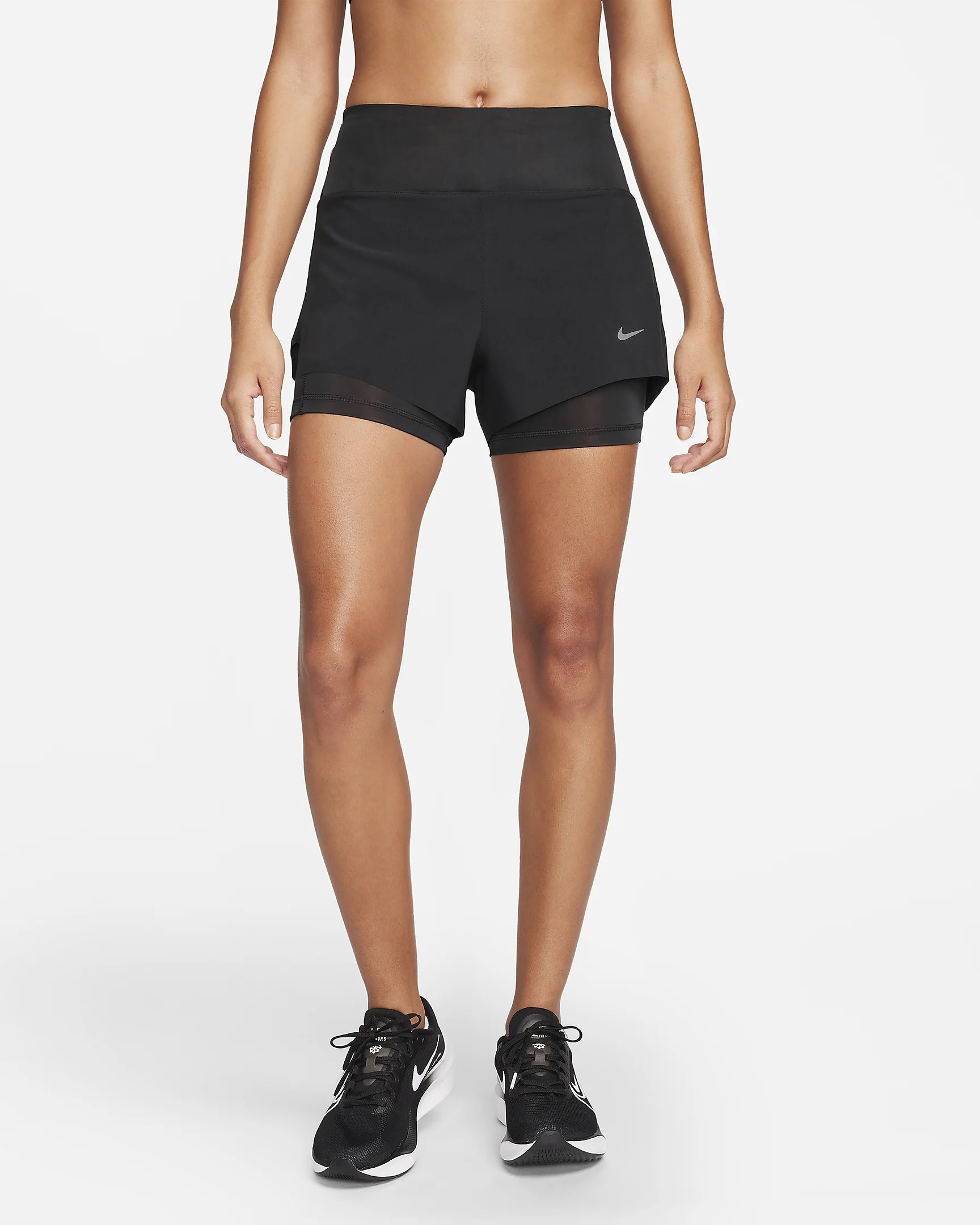 Nike ქალის შორტი W NK SWIFT DF MR 3IN 2N1 SHORT