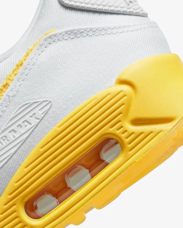 Nike ქალის სპორტული ფეხსაცმელი WMNS AIR MAX 90 SE
