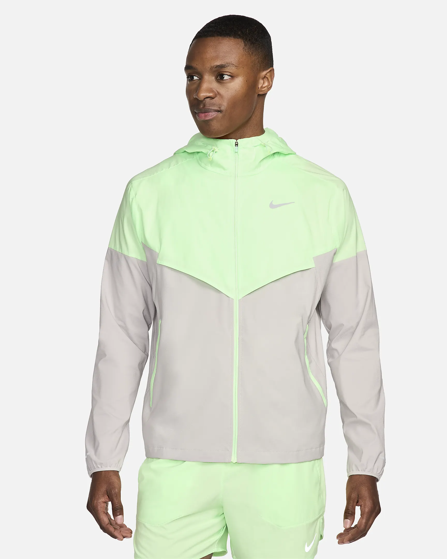 Nike მამაკაცის ქურთუკი M NK IMP LGHT WINDRNNER JKT
