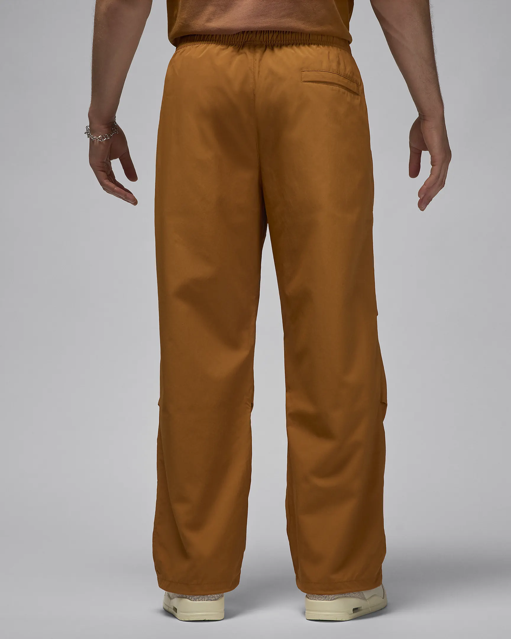 Nike მამაკაცის სპორტული შარვალი M J ESS STMT WVN PANT