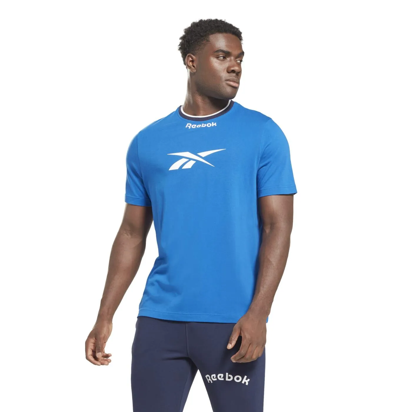 Reebok მამაკაცის მაისური