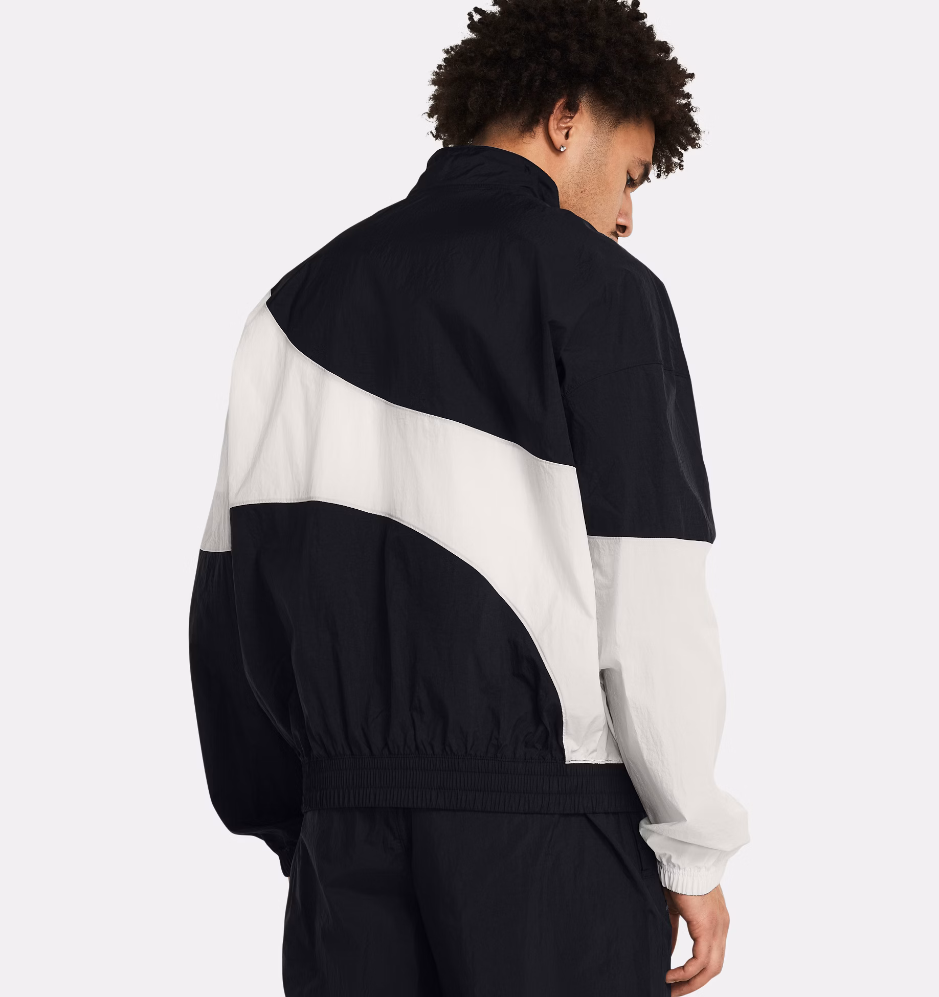 Under Armour მამაკაცის თხელი ქურთუკი UA Legacy Crinkle Jacket-BLK