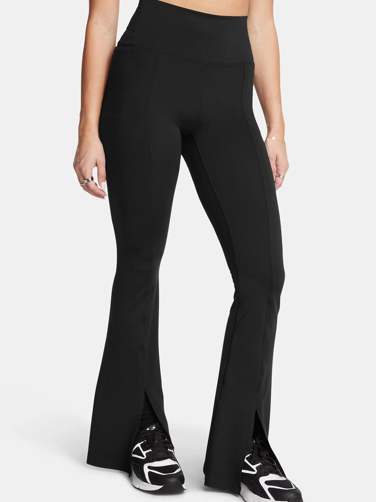 Under Armour ქალის ელასტიკი Meridian Kick Flare Pant