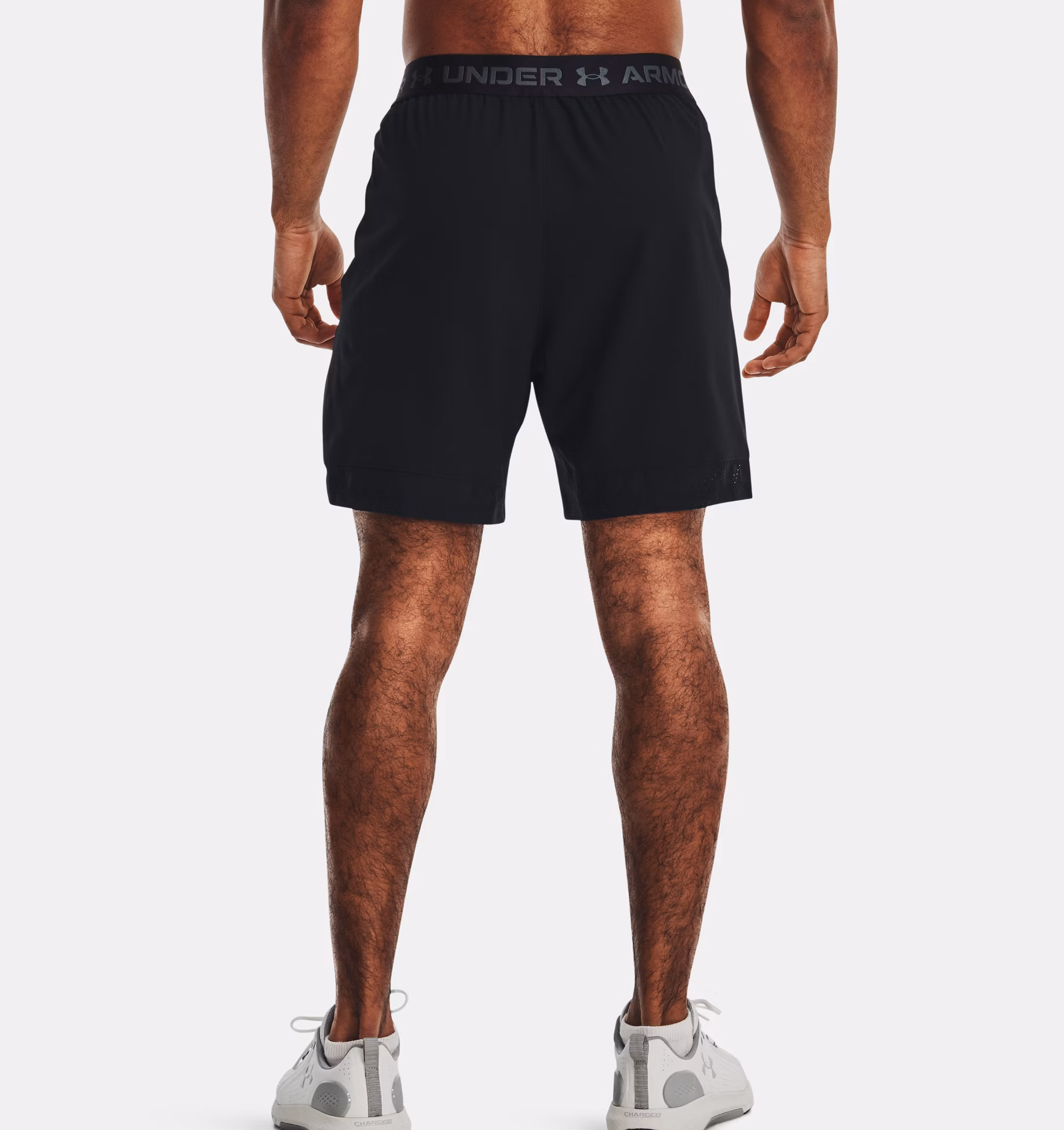 Under Armour მამაკაცის შორტი UA Vanish Woven 6in Shorts-BLK