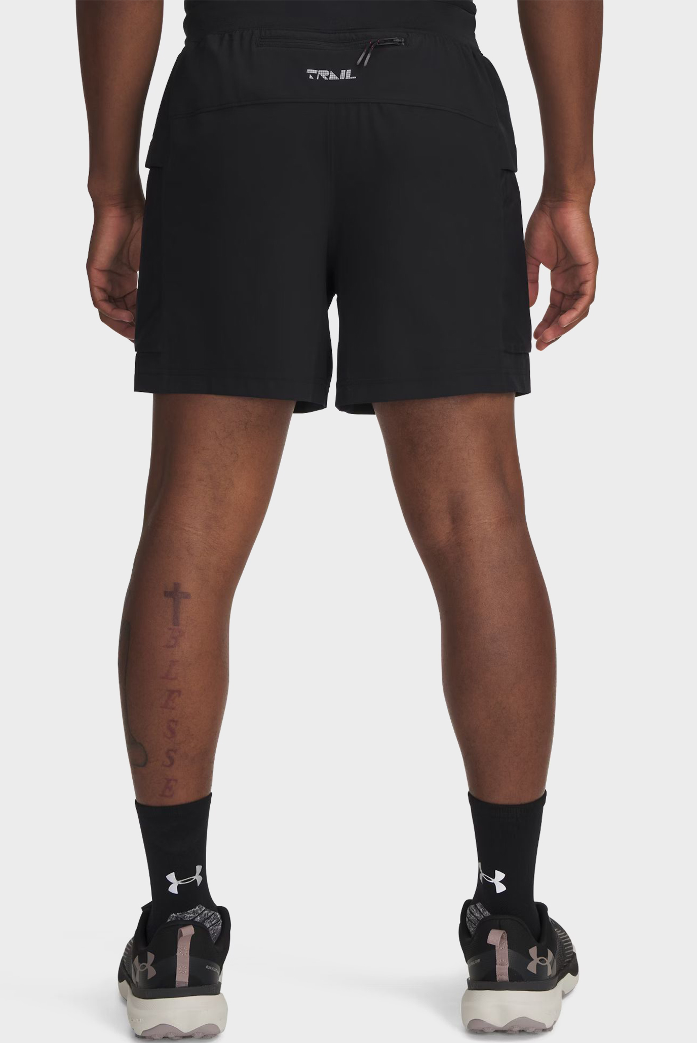 Under Armour მამაკაცის შორტი