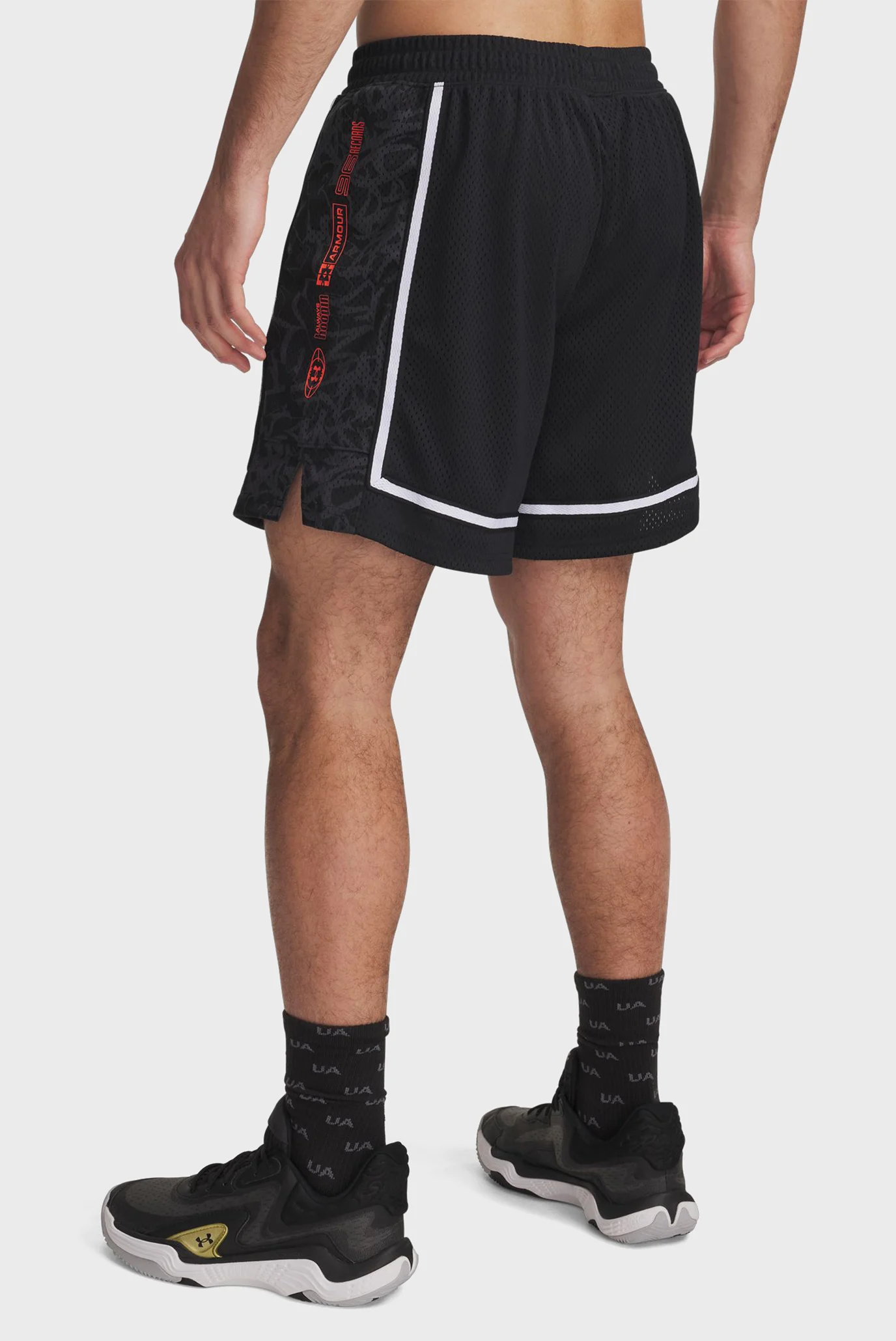 Under Armour მამაკაცის სპორტული შარვალი