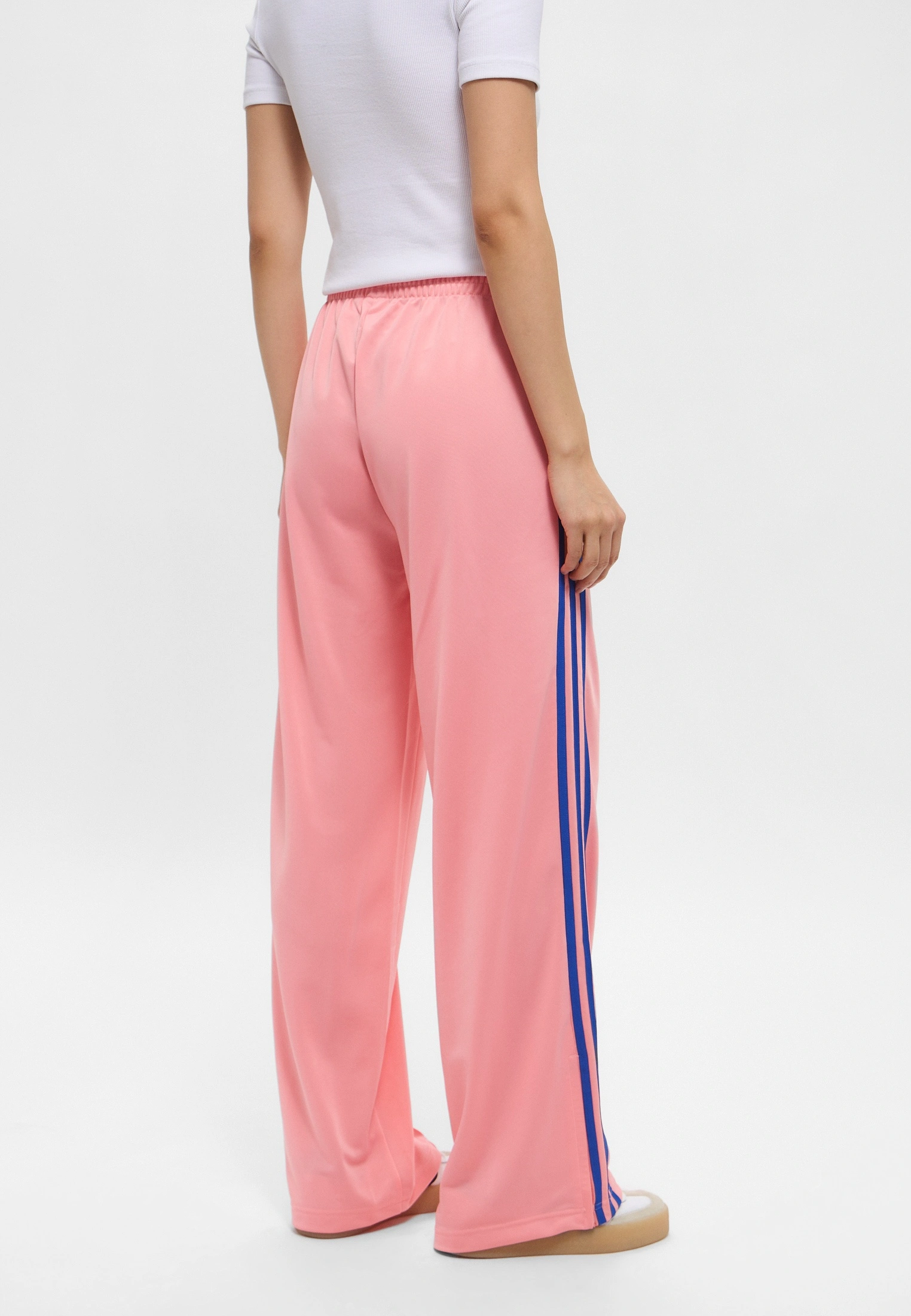 Adidas ქალის შარვალი FIREBIRD TP
