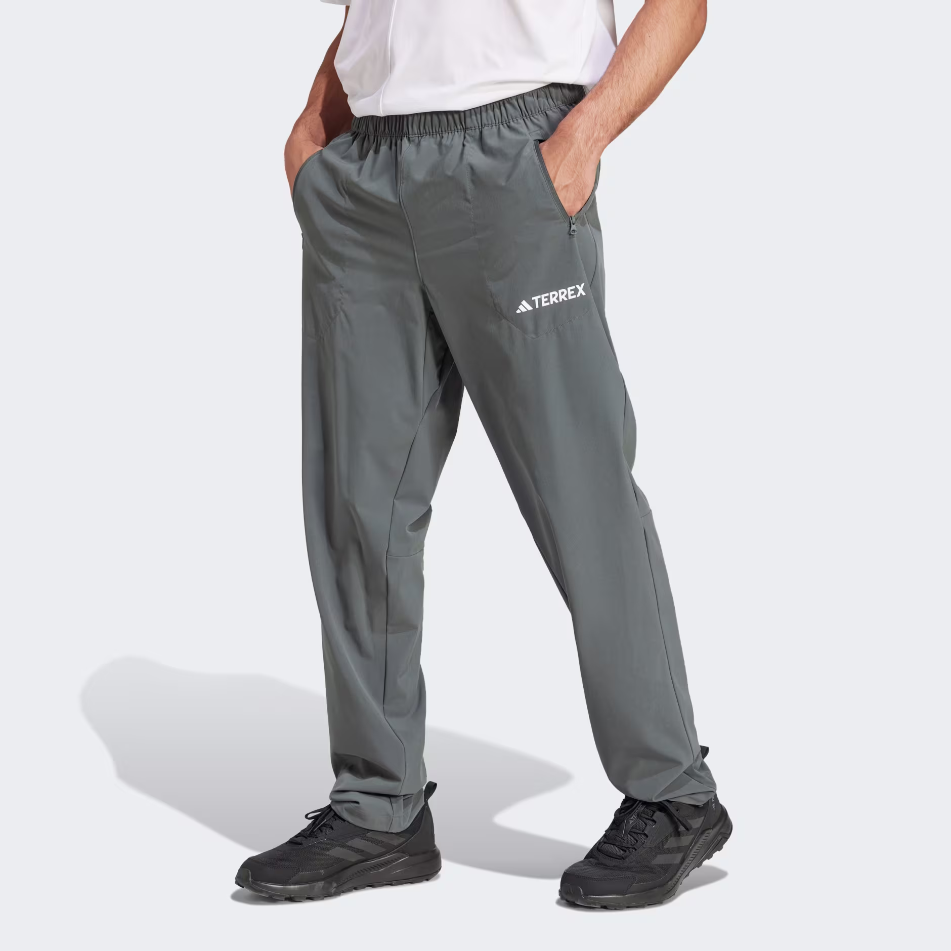 Adidas მამაკაცის შარვალი MT ESS PANTS
