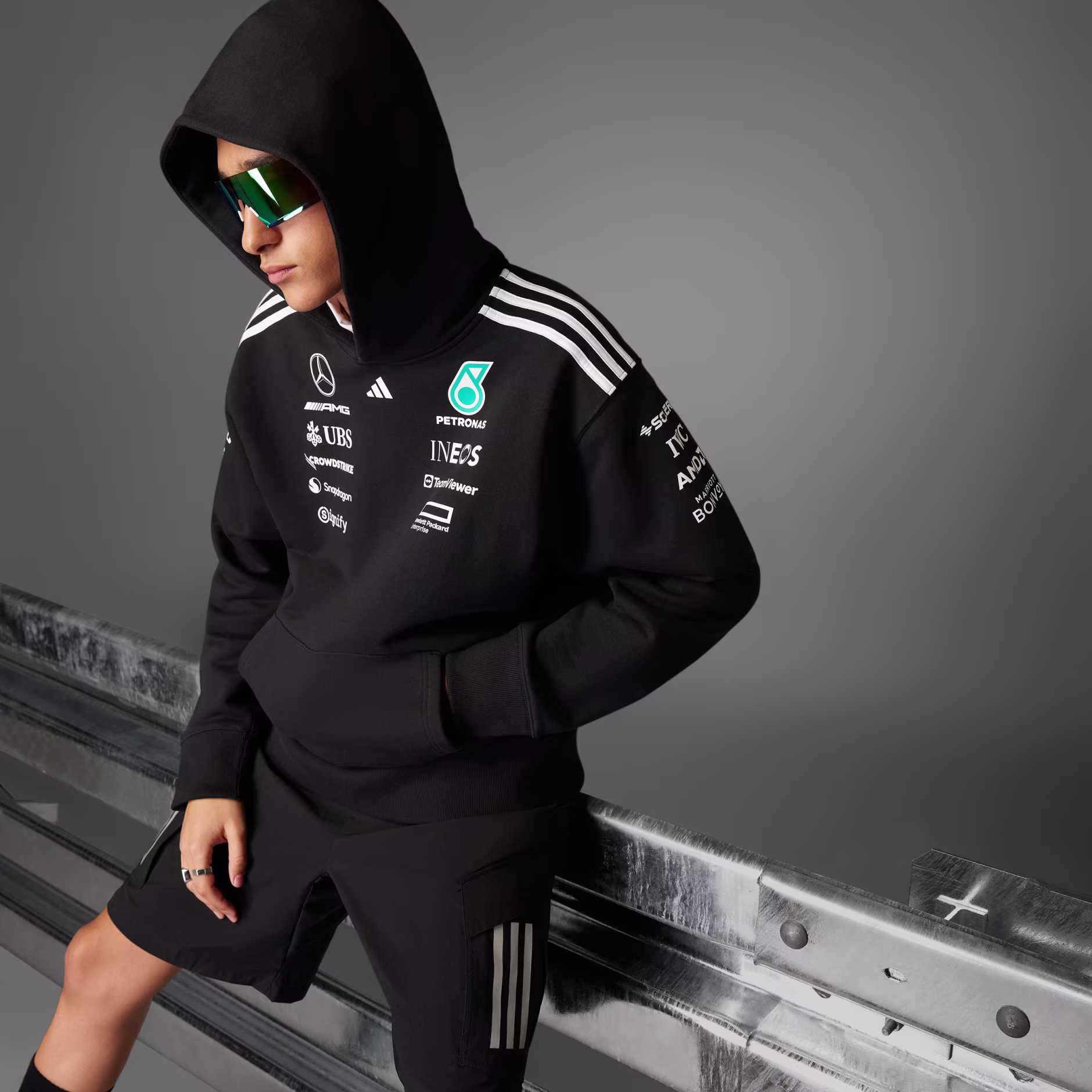 Adidas მამაკაცის ჯემპრი MER TM HOOD M