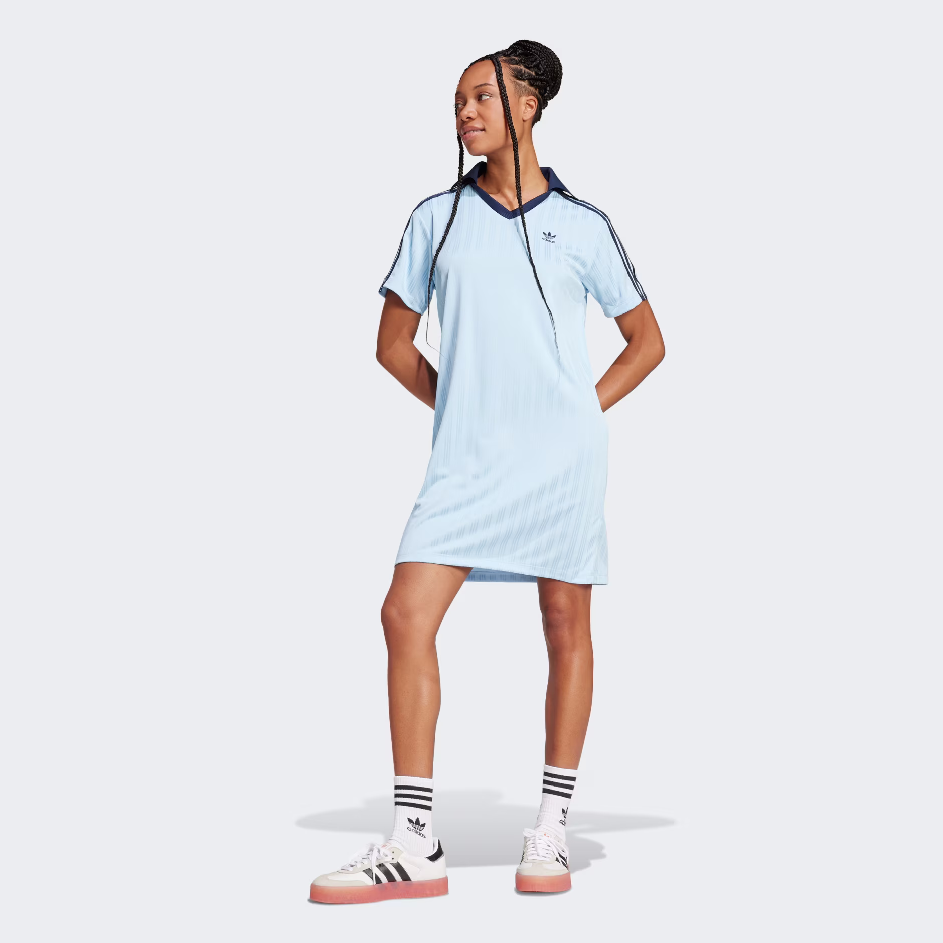 Adidas ქალის  ქურთუკი NG W R.R HD JKT