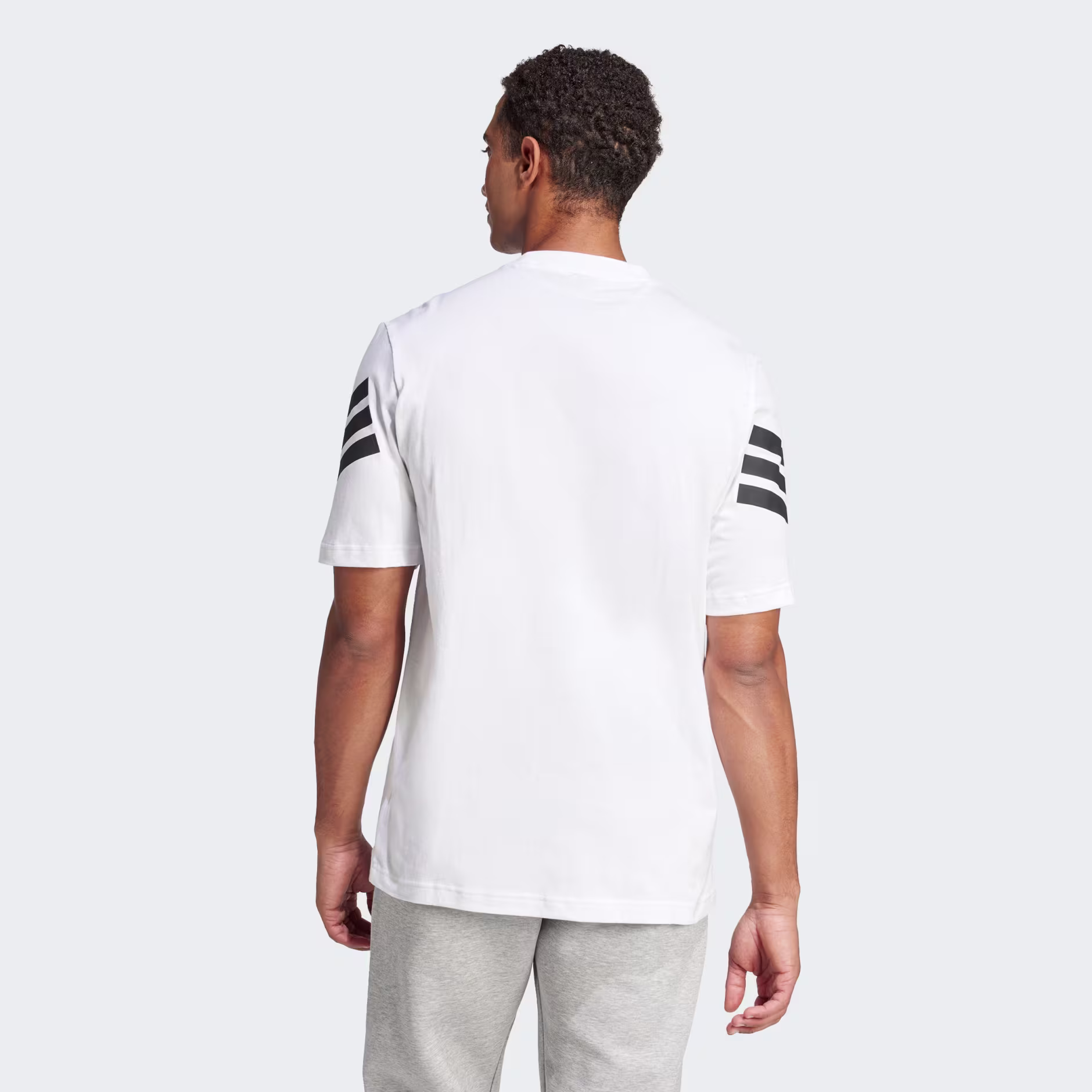 Adidas მამაკაცის მაისური M FI 3S REG T