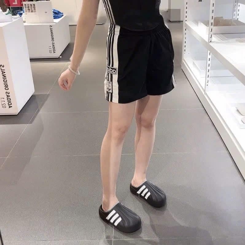 Adidas ქალის შორტი ADIBREAK SHO