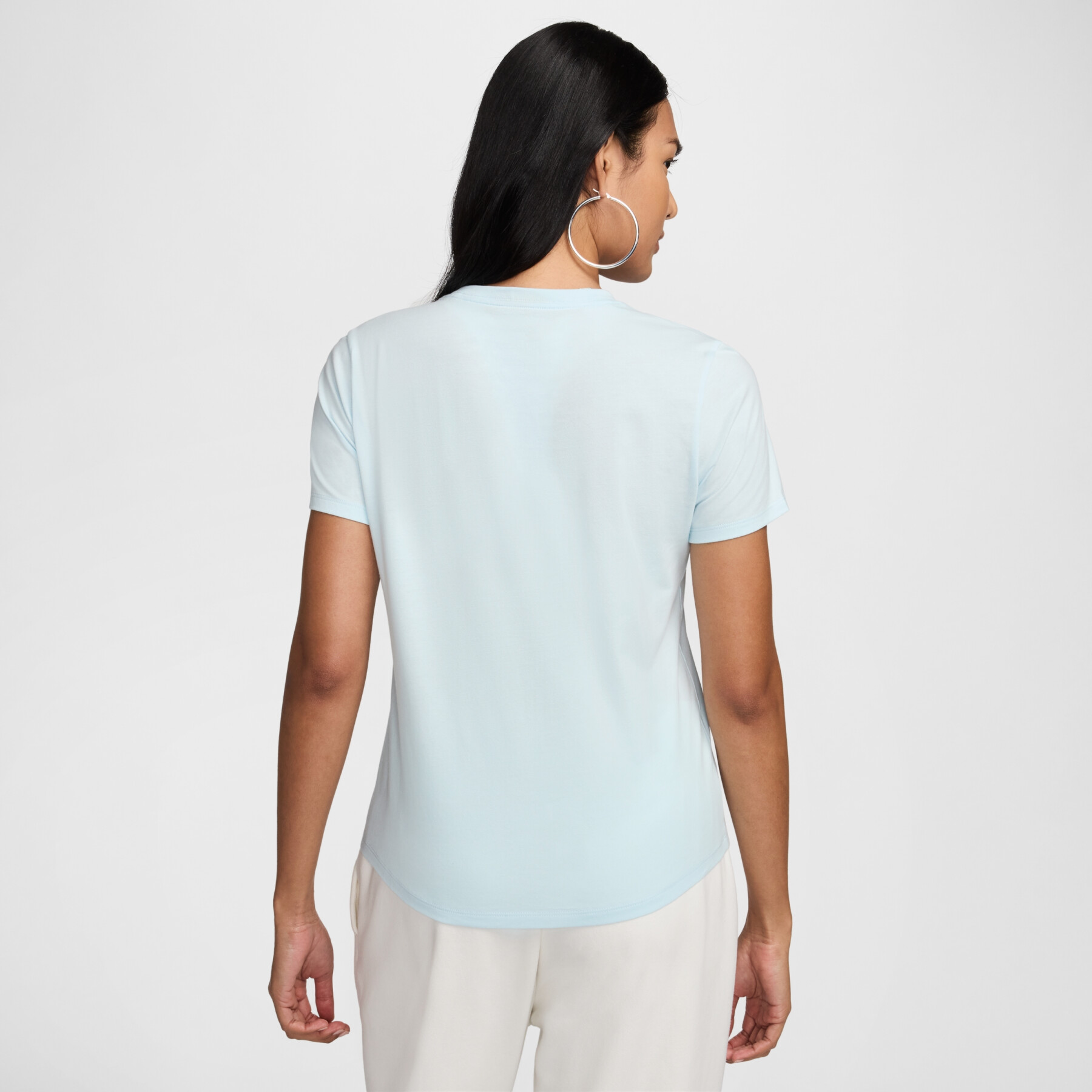 Nike ქალის მაისური W NSW TEE ESSNTL ICN FTRA