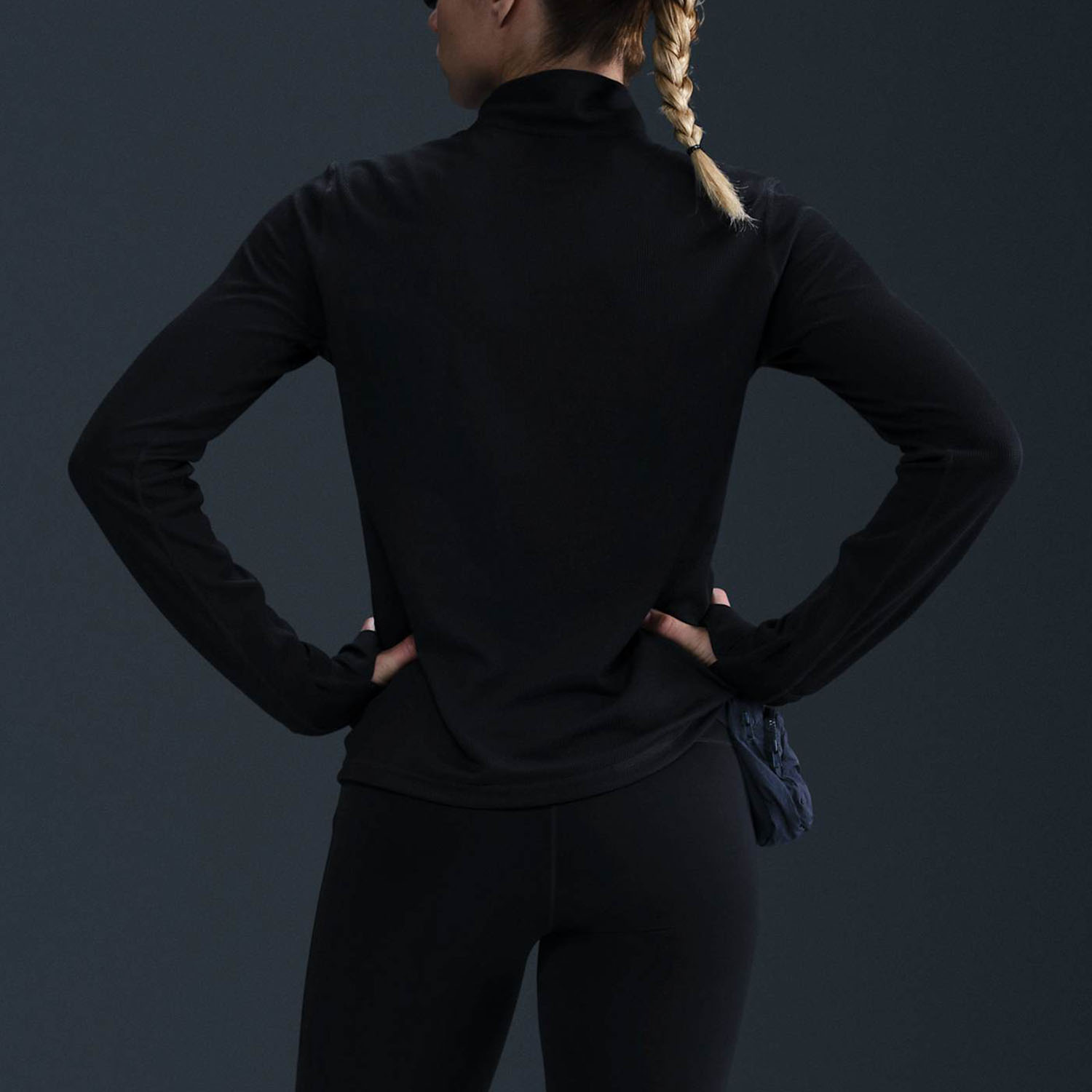 ქალის მაისური