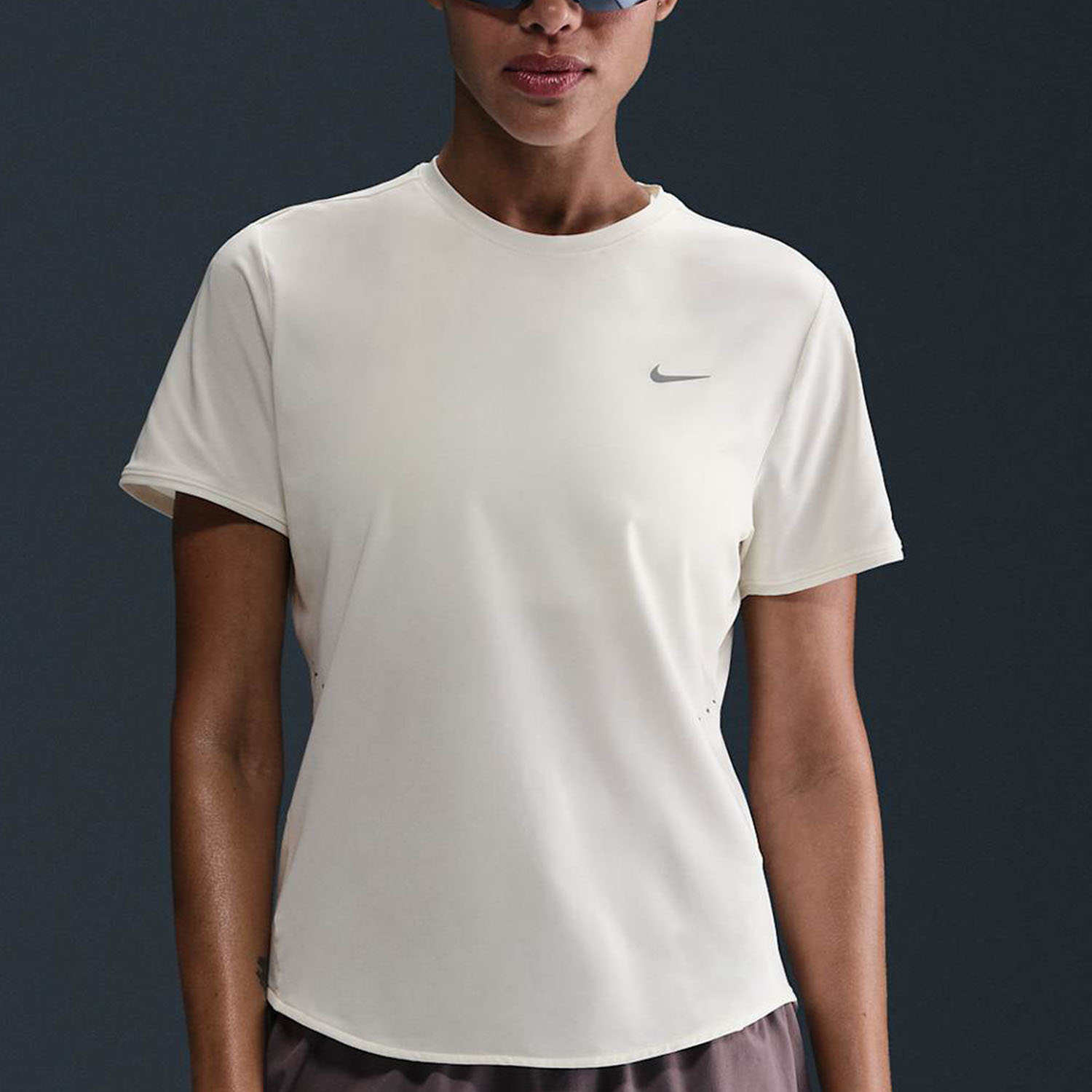 Nike ქალის მაისური