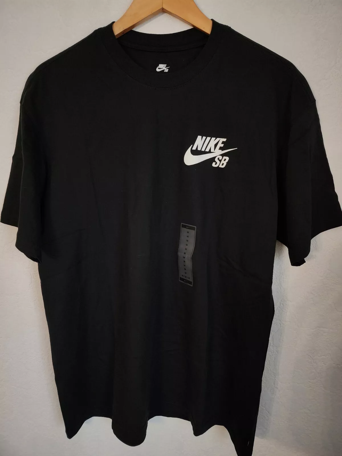 Nike მამაკაცის მაისური