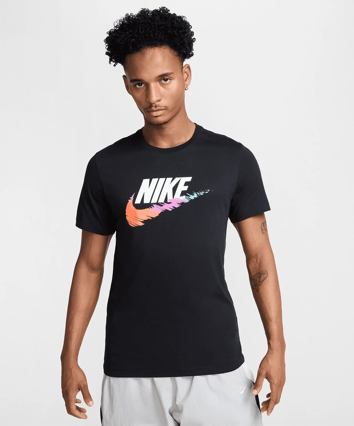 Nike მამაკაცის მაისური