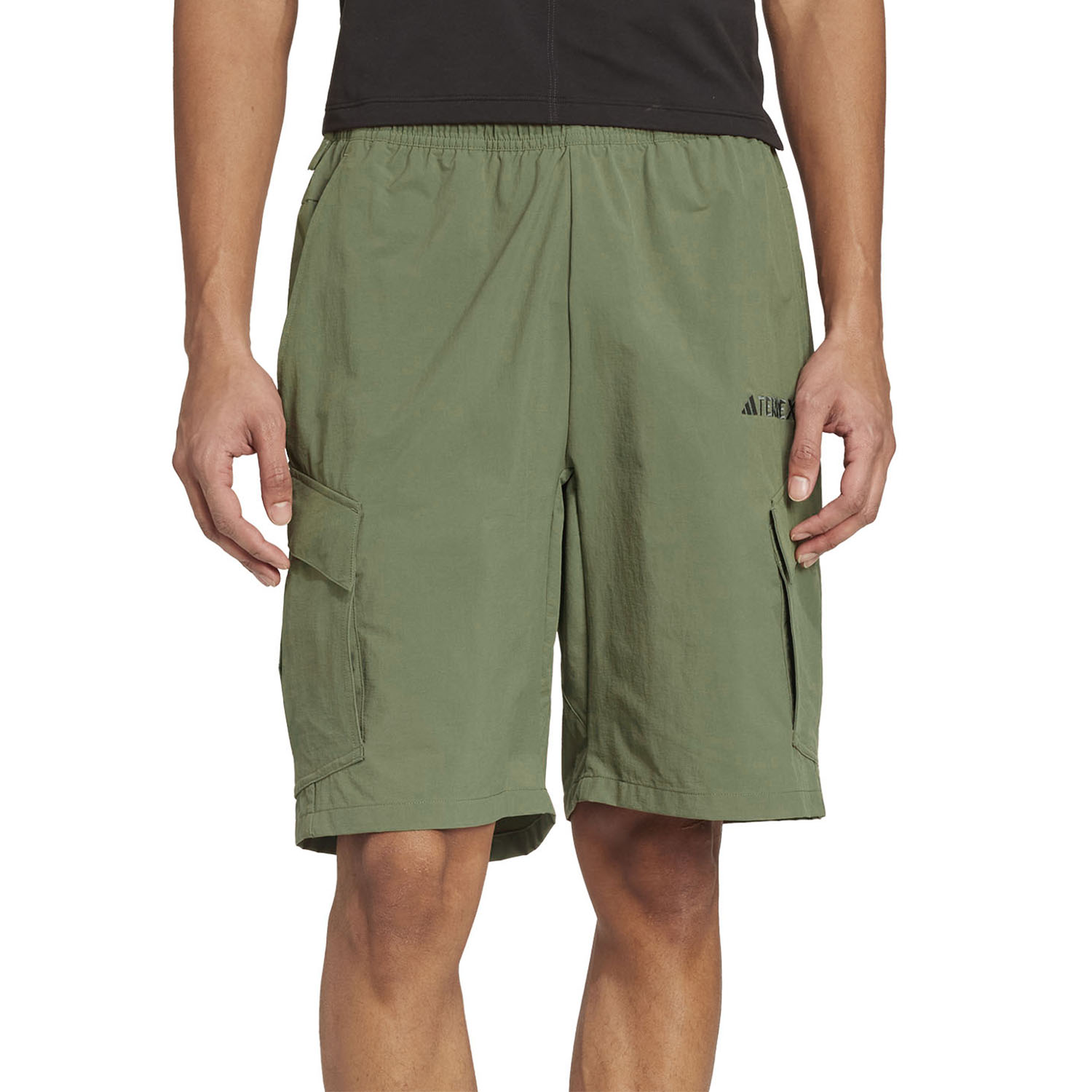 Adidas მამაკაცის შორტი CARGO SHORTS