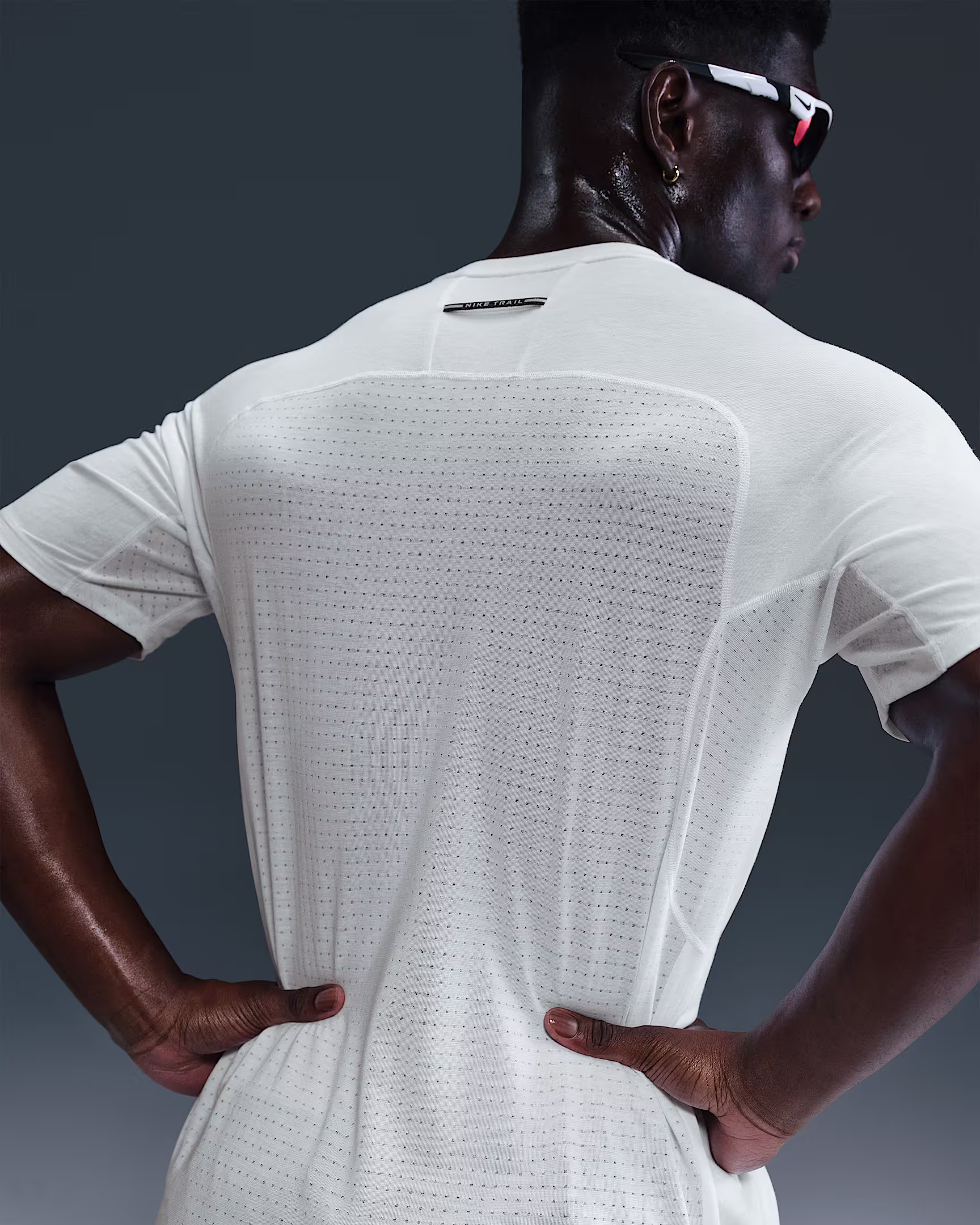 Nike მამაკაცის მაისური