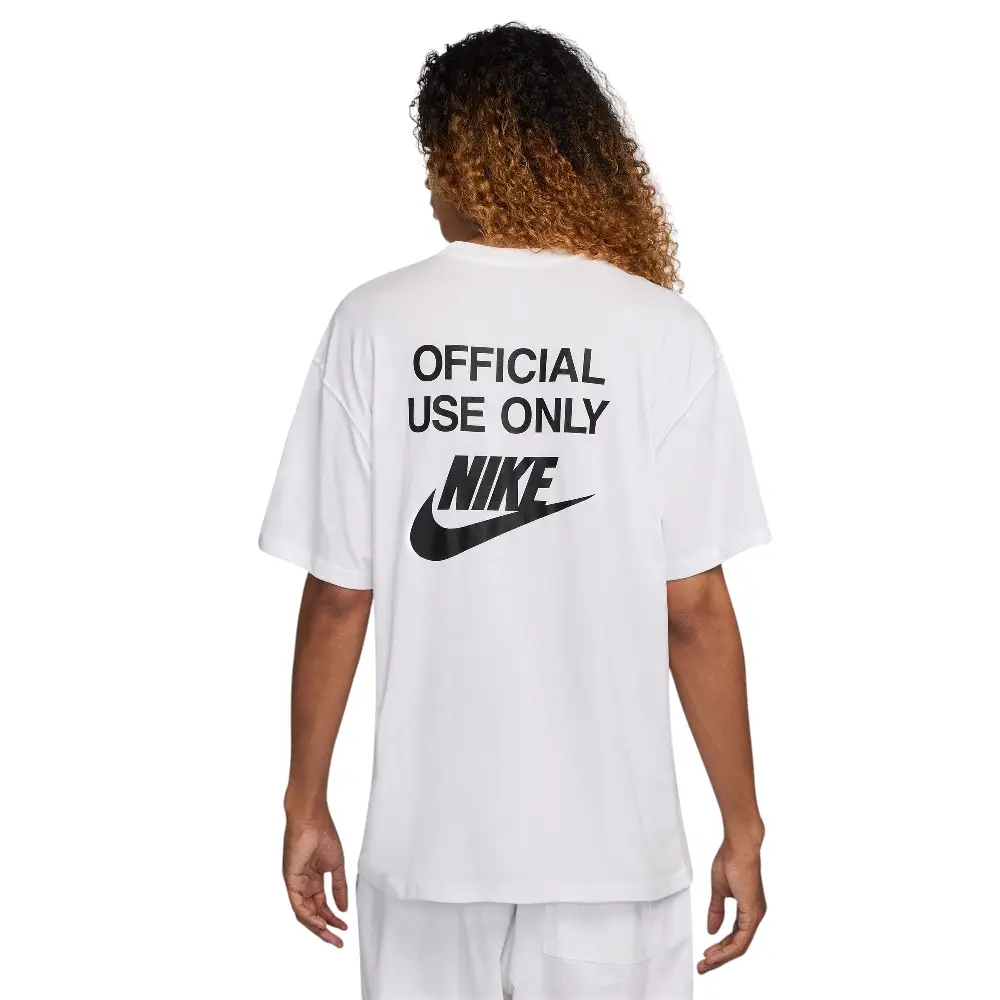 Nike მამაკაცის მაისური