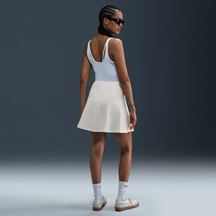 Nike ქალის შორტი